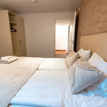 2ndhomes Luxurious Kamppi Center 2br With Sauna & Balcony *