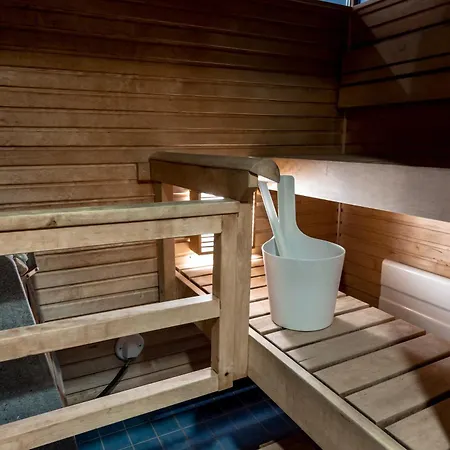 2ndhomes Luxurious Kamppi Center 2br With Sauna & Balcony Helsingfors